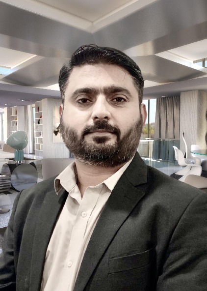 Wajahat Ali